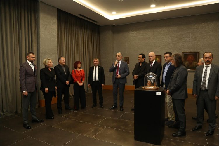 Nazım Hikmet Anısına Sergi