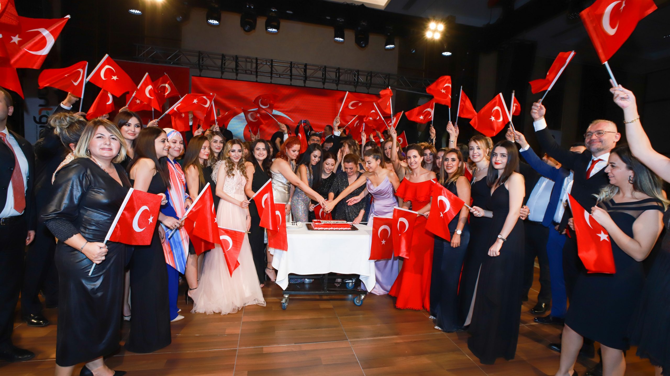 ANTGİAD GELENEKSEL CUMHURİYET BALOSU