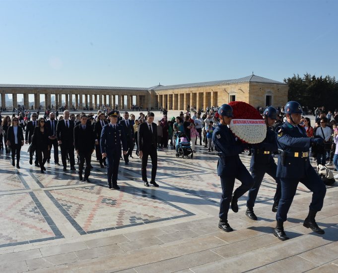 ANTGİAD’DAN ANITKABİR ZİYARETİ